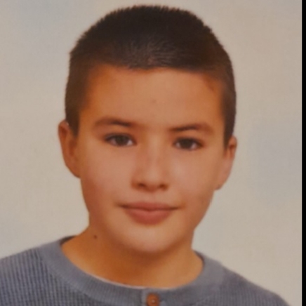 IZAN VALENTIN ANDREU LOZANO