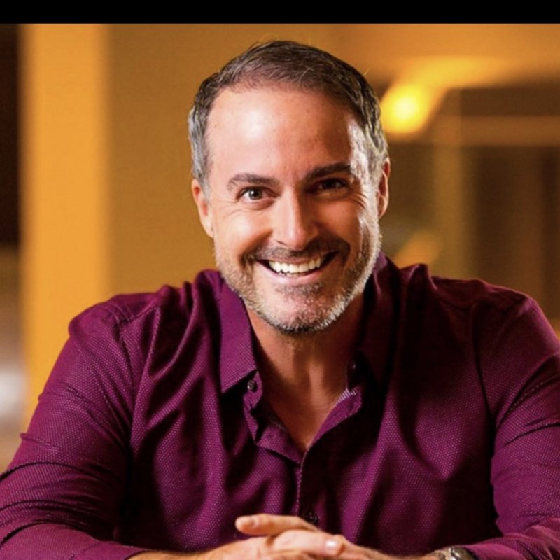 EDUARDO VAZ PINTO