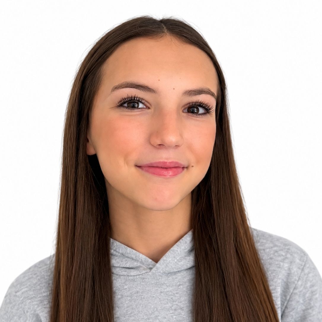 CARLOTA PUENTE GIL