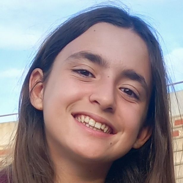 CLAUDIA LOPEZ FERNANDEZ