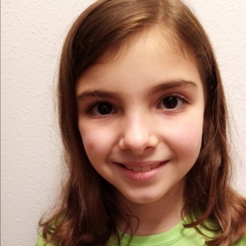 NOA REVUELTA REDONDO