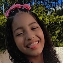 KRISTAL VALENTINA ROMERO LOPEZ