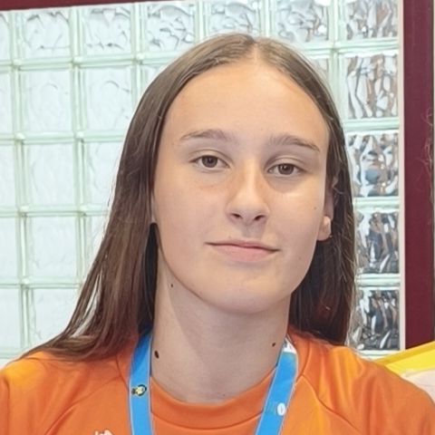 PAULA  GONZALEZ CASCALES 