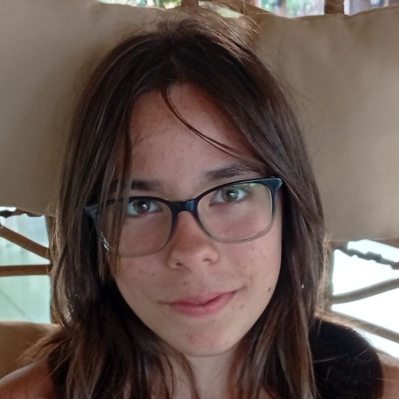 AINHOA RIPOLL  PERELLO