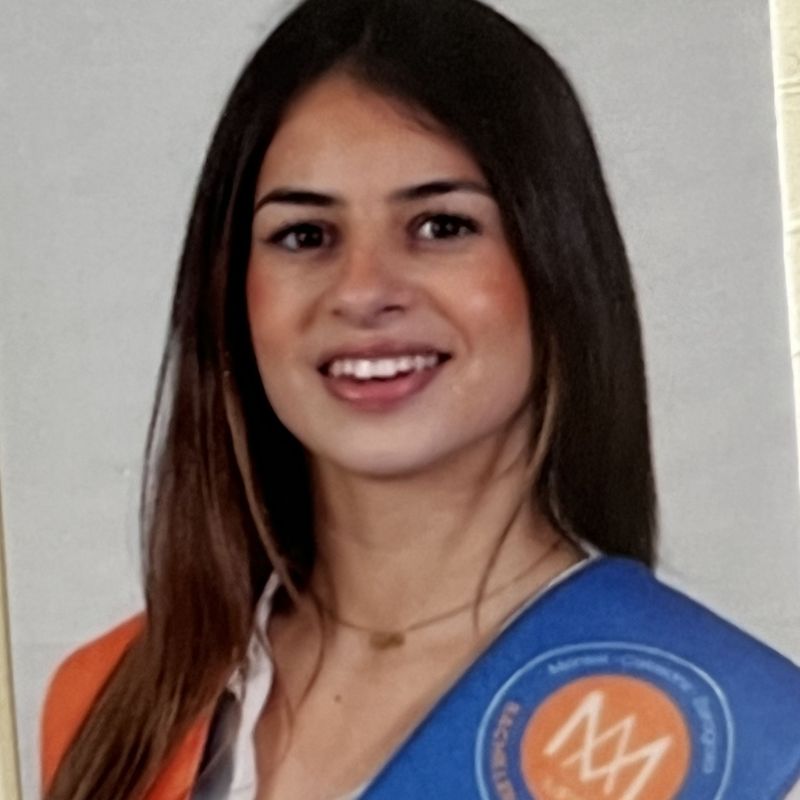 ANGELA OLMOS ROMERO