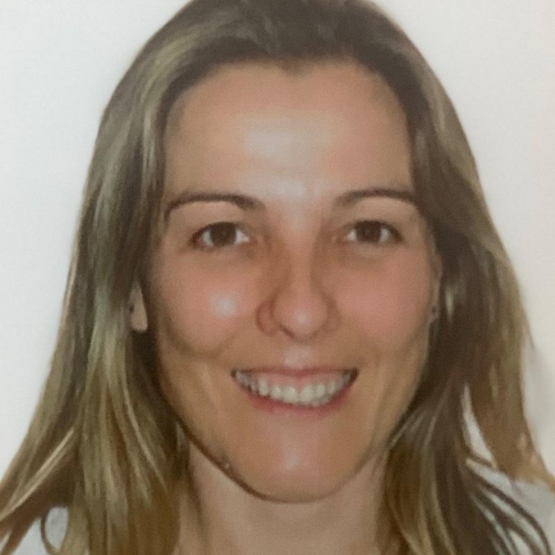 ESTEFANIA PORTAL SILVESTRE