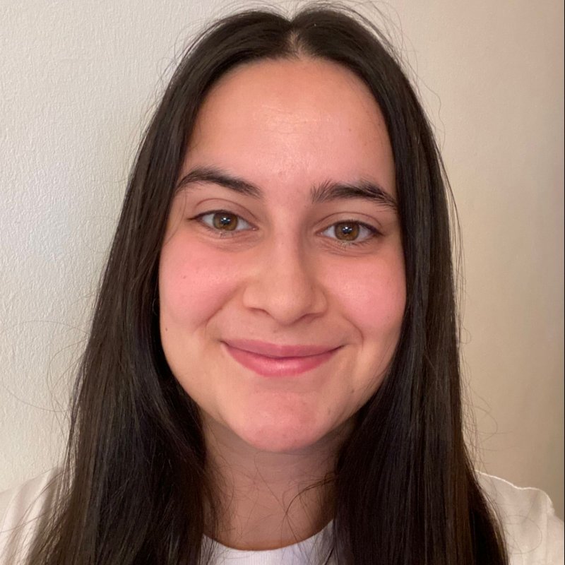 ANDREA  LAMA GONZALEZ 