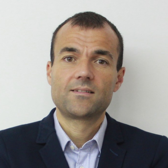 VICTOR MANUEL DORADO REY