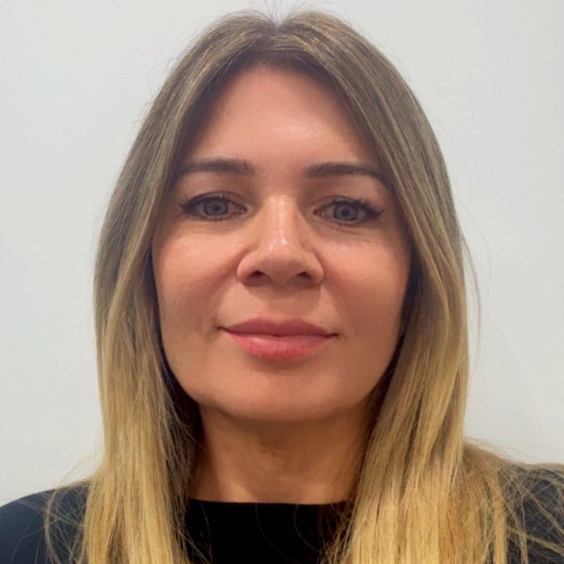 MONICA MENDOZA PRAENA