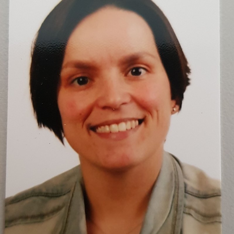 MARIA IZASKUN DAMBORIENA URRUTIA