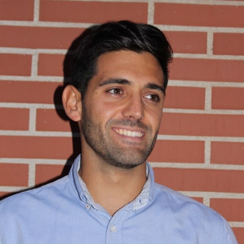 ALBERT MOYA DE LA ROSA