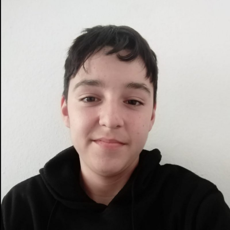 AARON  BIRBE GOMEZ 