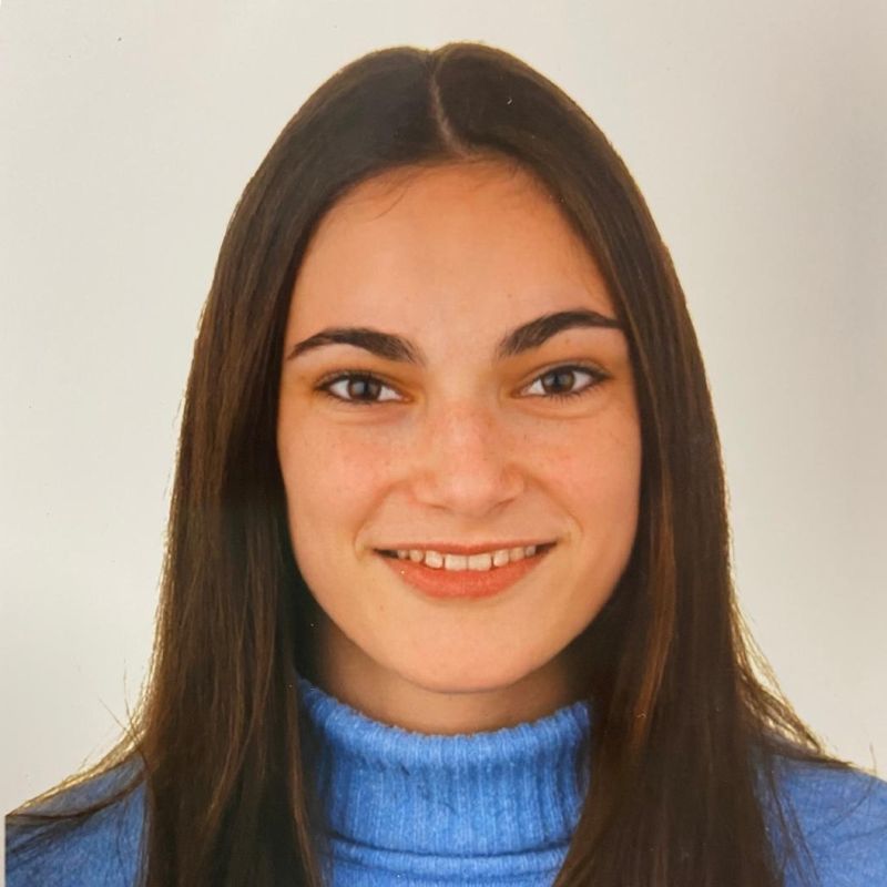 MAIA CHAVARRI GONZALEZ