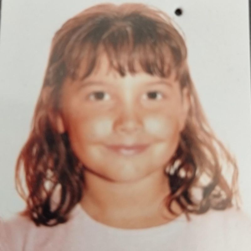 OLIVIA LAGOA VROMANT