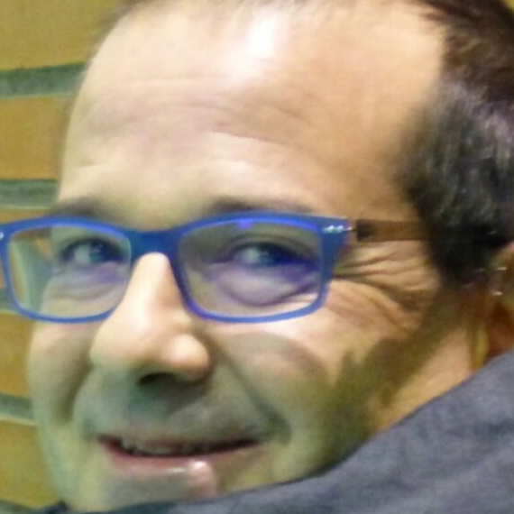 ROBERTO GIL GIL