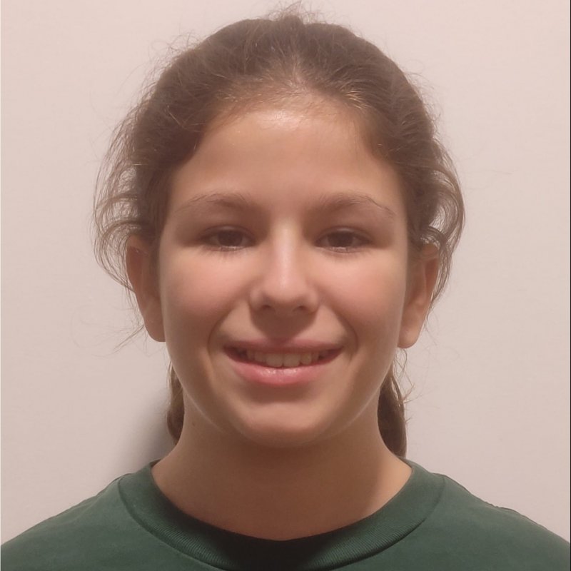 SARAH CAXITO UNZUE