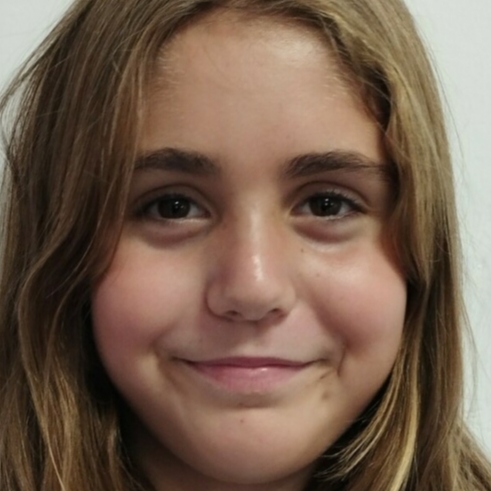 DANA FERNANDEZ VIVES