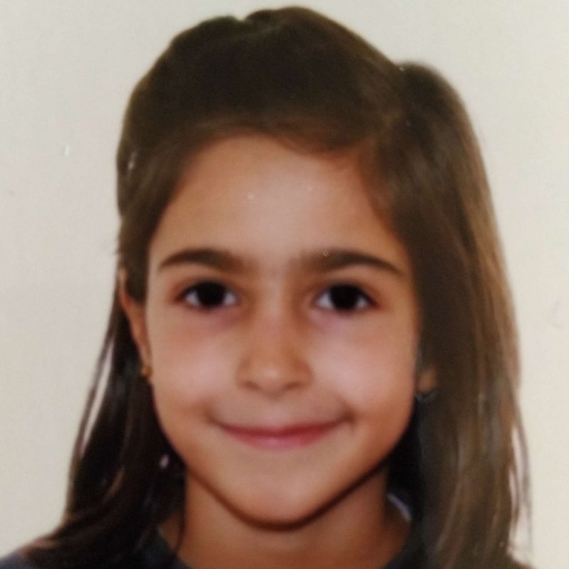 CANDELA MELLADO BARROS