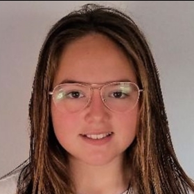 DANIELA MANZANARES ESTELLES