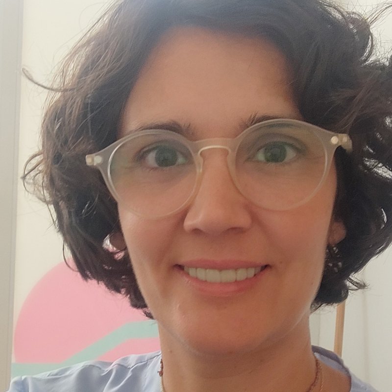 MARIA DOMINGUEZ PRATS