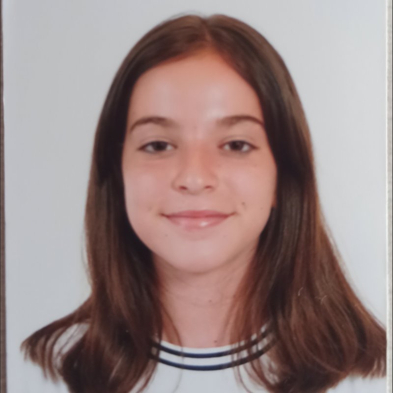 LAURA CHAZARRA LOPEZ