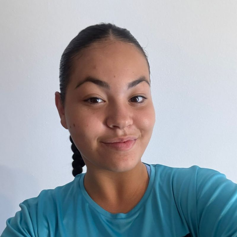 ADRIANA REYES FARRAY