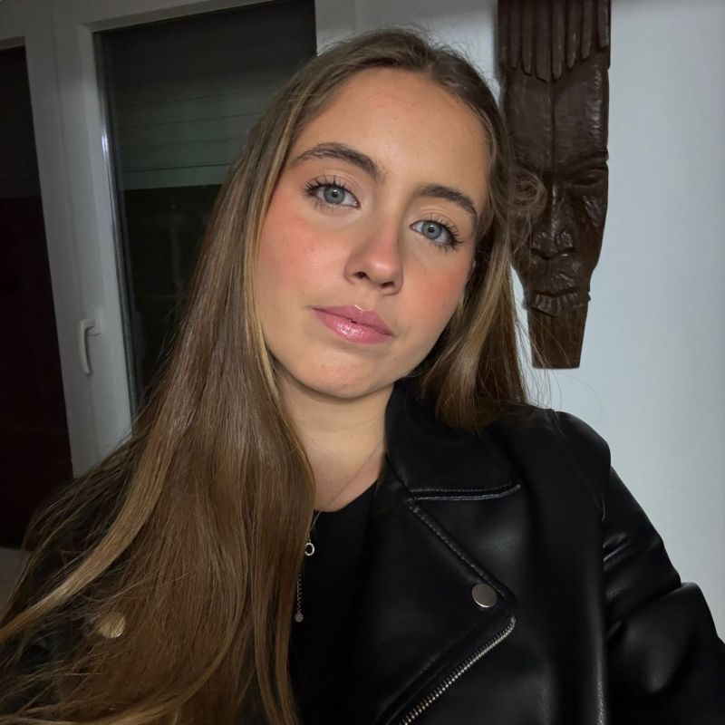 CLAUDIA CRESPILO PEREZ 