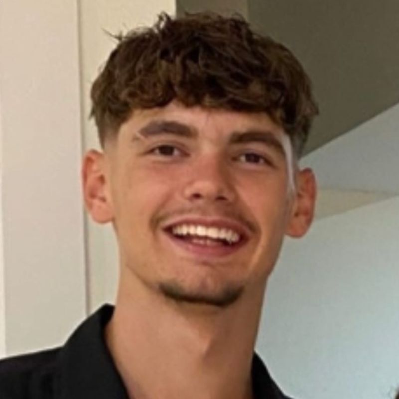 ALVARO MORA HERNANDEZ