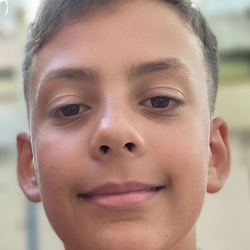 HUGO AVILES CEREZUELA