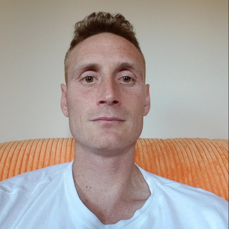 ALBERTO IGLESIAS GARCIA