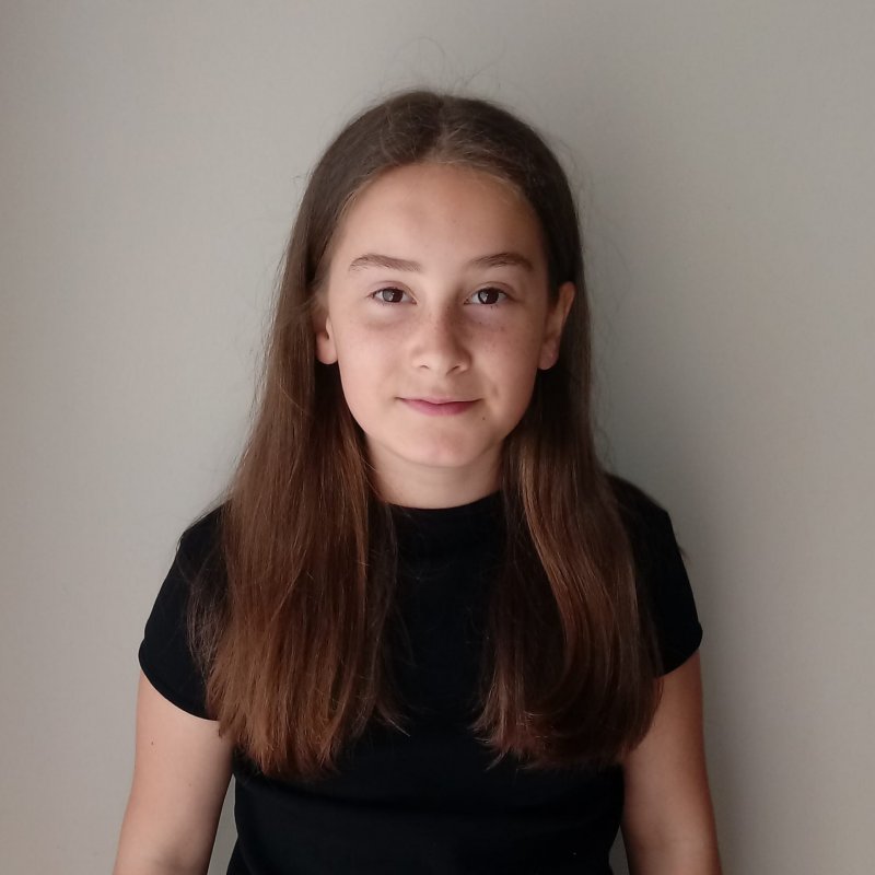 ANGELA  AROZAMENA DEL VAL