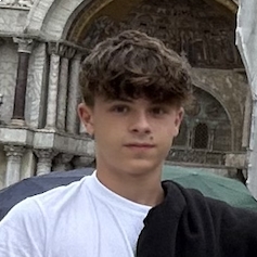 XAVIER ROIG TORREBADELL