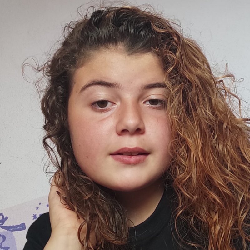 NAHIA FERNANDEZ LATORRE