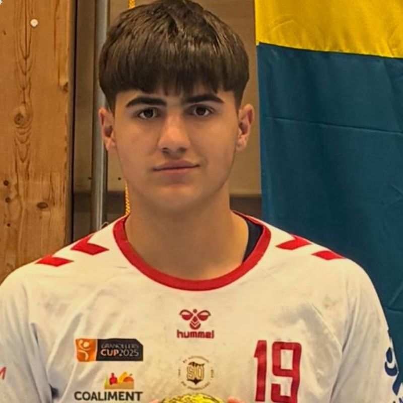 MARIO SANTIAGO  CARRIZOSA