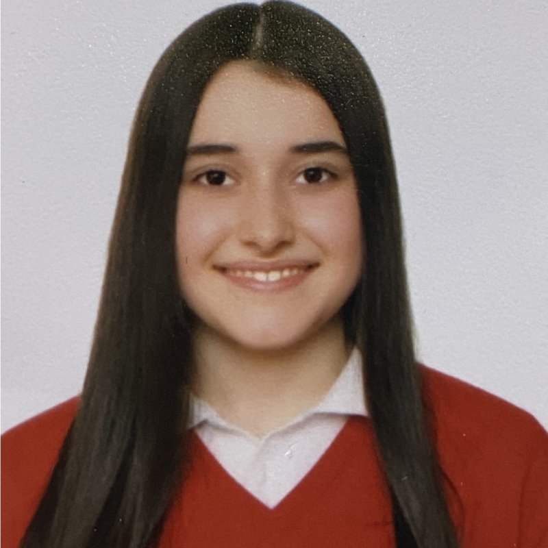 CLAUDIA ARDISANA GRANDE