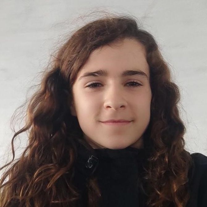 ANNE BALERDI TRECU