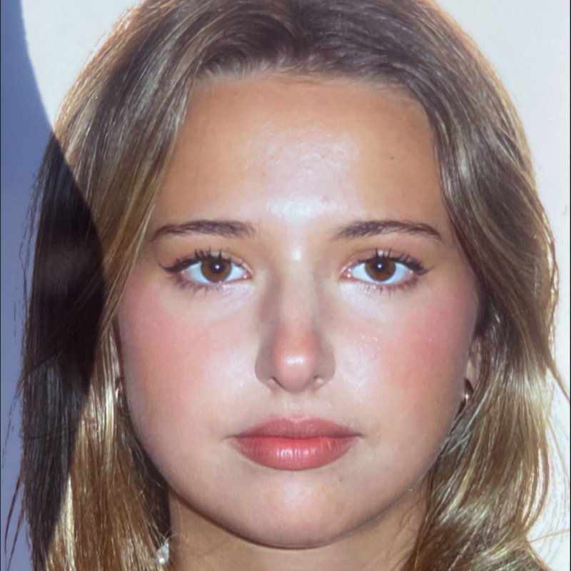 CLAUDIA MARTINEZ SIRAÑA