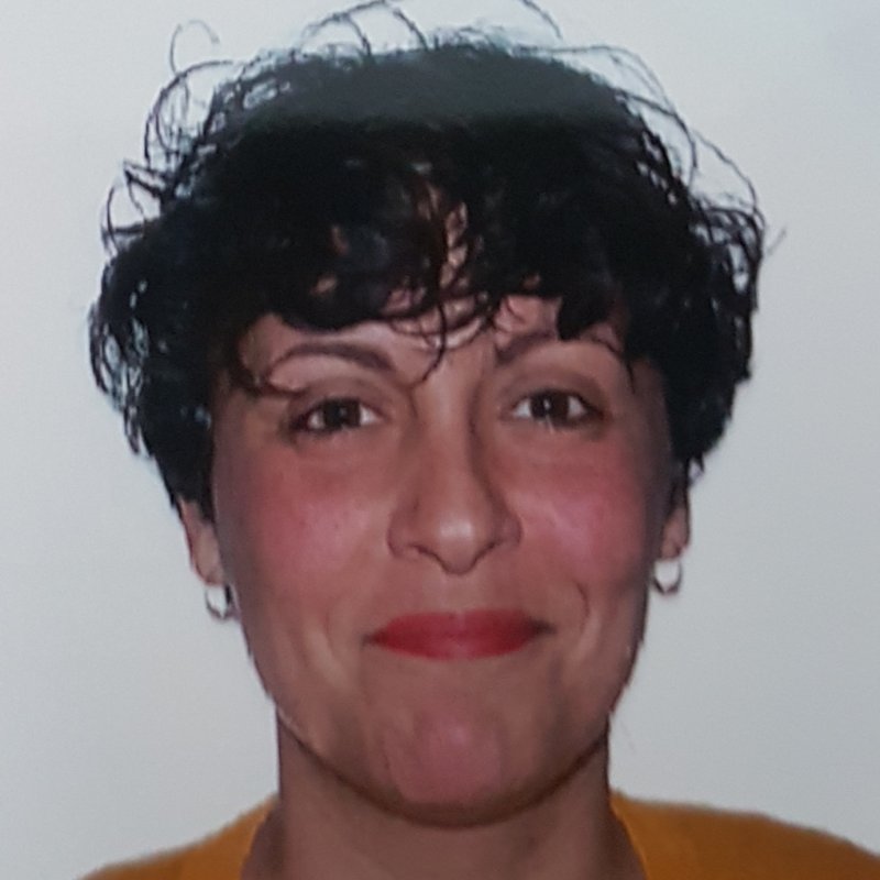 VARINIA LAZARO GERINDOTE