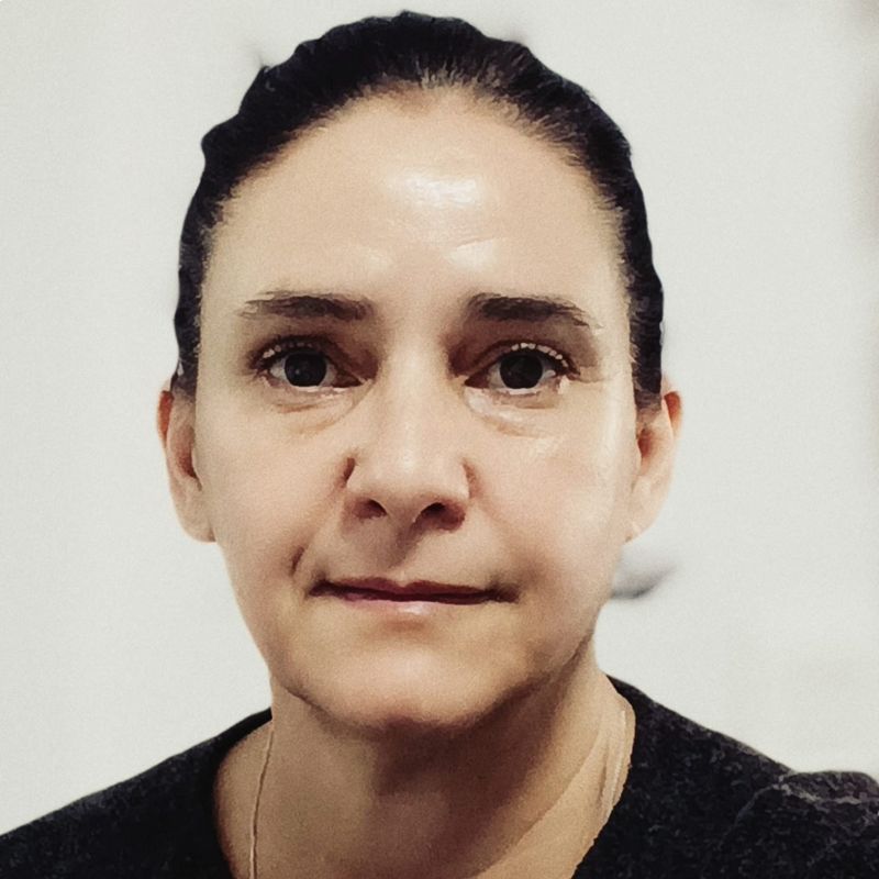 Mª ANGELA CIENFUEGOS ROMERO