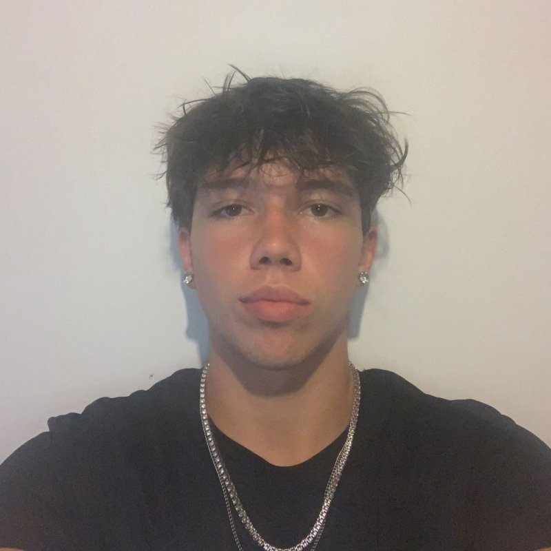 LUCAS  MARTINEZ COLOMBO