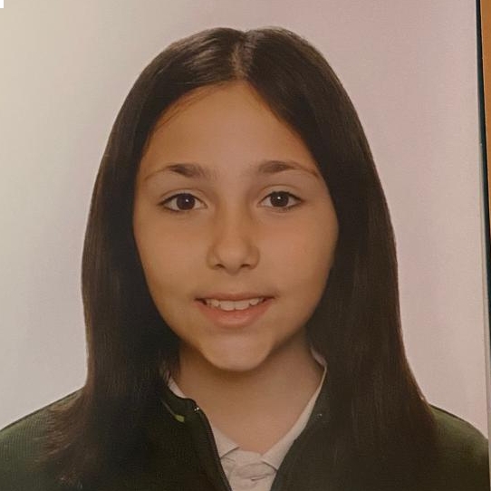 ZOE CORTES IBAÑEZ