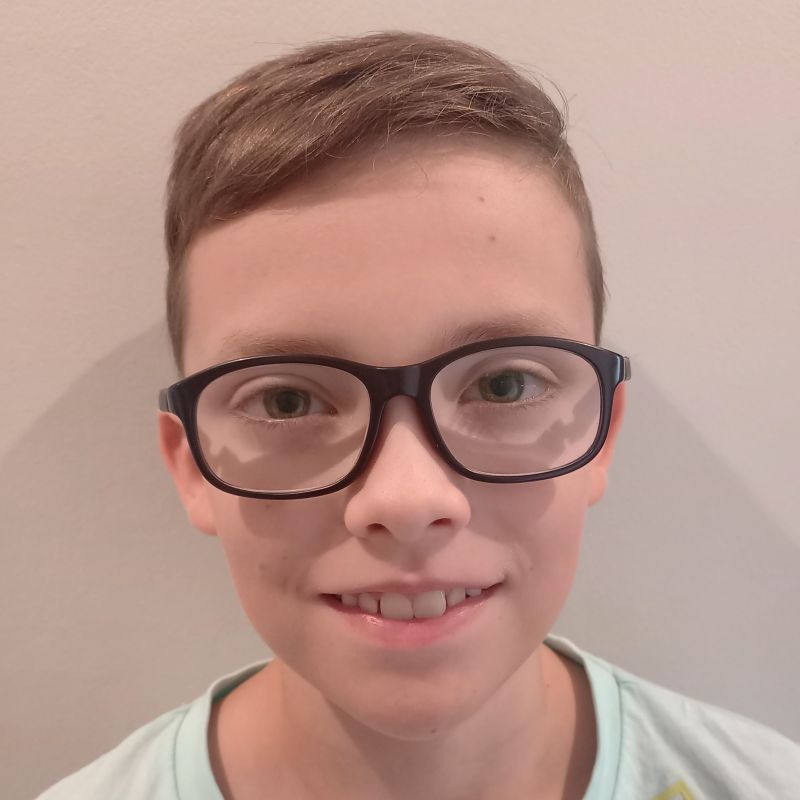 ADRIAN BENITEZ NUÑEZ