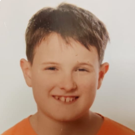 SERGI CANTOS ESPARZA