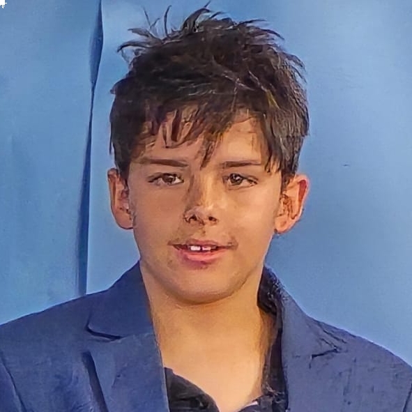 ADAM JON ECHEVESTE HESSISSEN