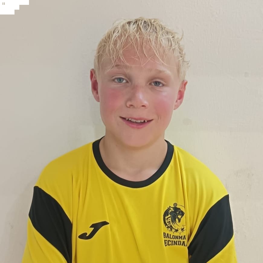 ELIAH MOHN - REINAAS