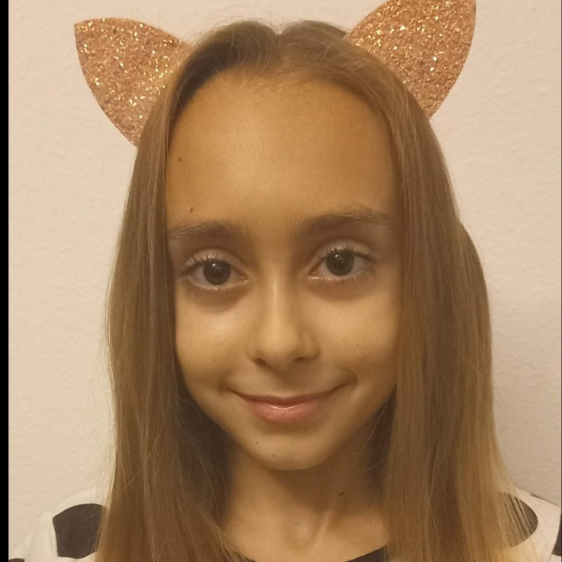 SHEILA  ESTRADA ZAPATA