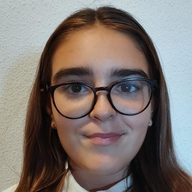 LUCIA CABRERA POMARES