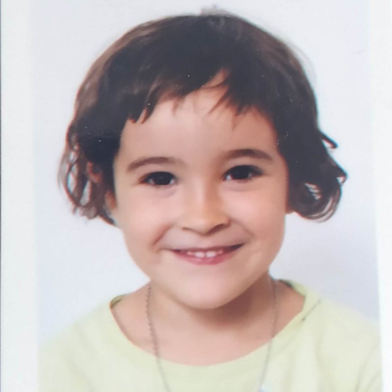 NAHIA CARMONA REMIRO