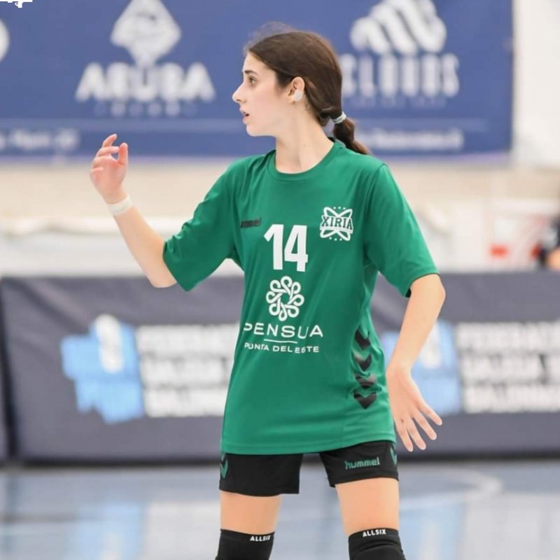 LUCIA CASTIÑEIRAS GARROCHENA
