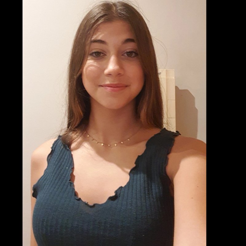 LAURA SANCHEZ PIQUERAS